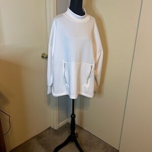 Elie Tahari Cream Mock Neck Top 2X long sleeved gold zippered front pouch